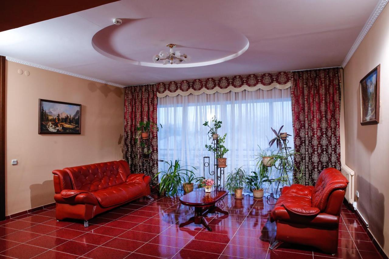 Nurtau Hotel Pavlodar Ngoại thất bức ảnh