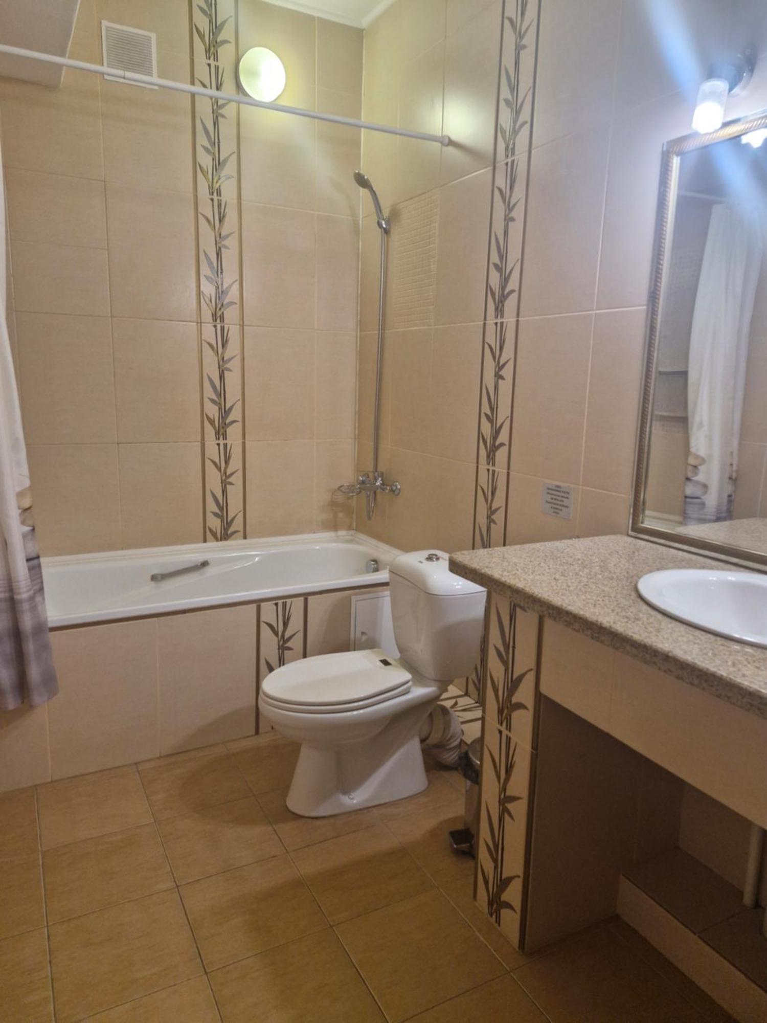 Nurtau Hotel Pavlodar Ngoại thất bức ảnh