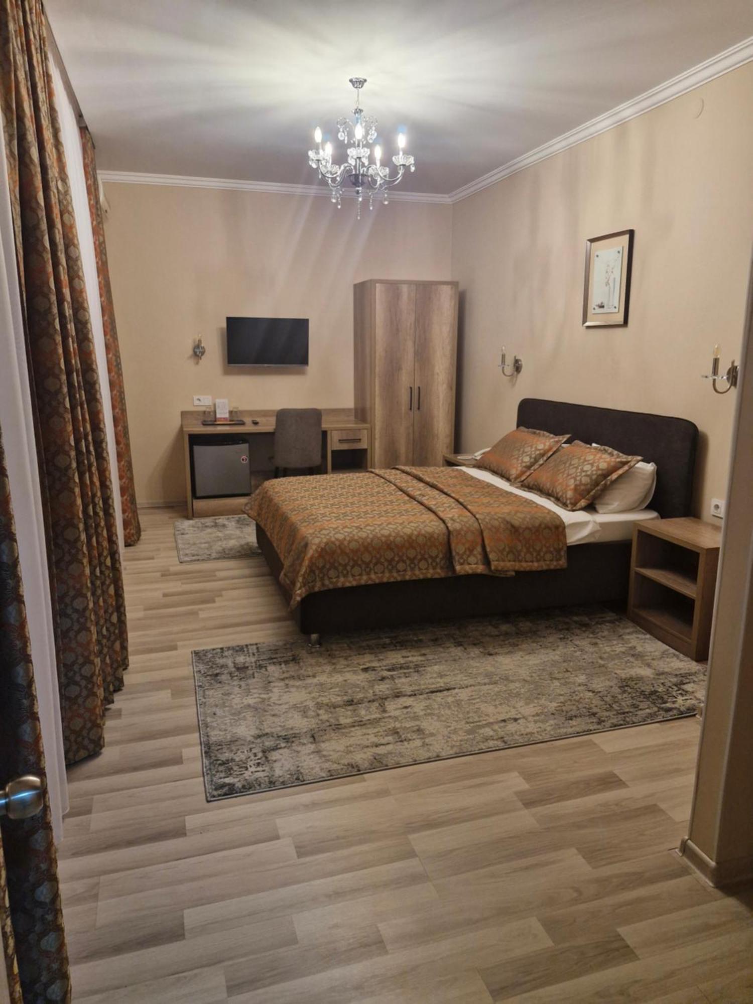 Nurtau Hotel Pavlodar Ngoại thất bức ảnh