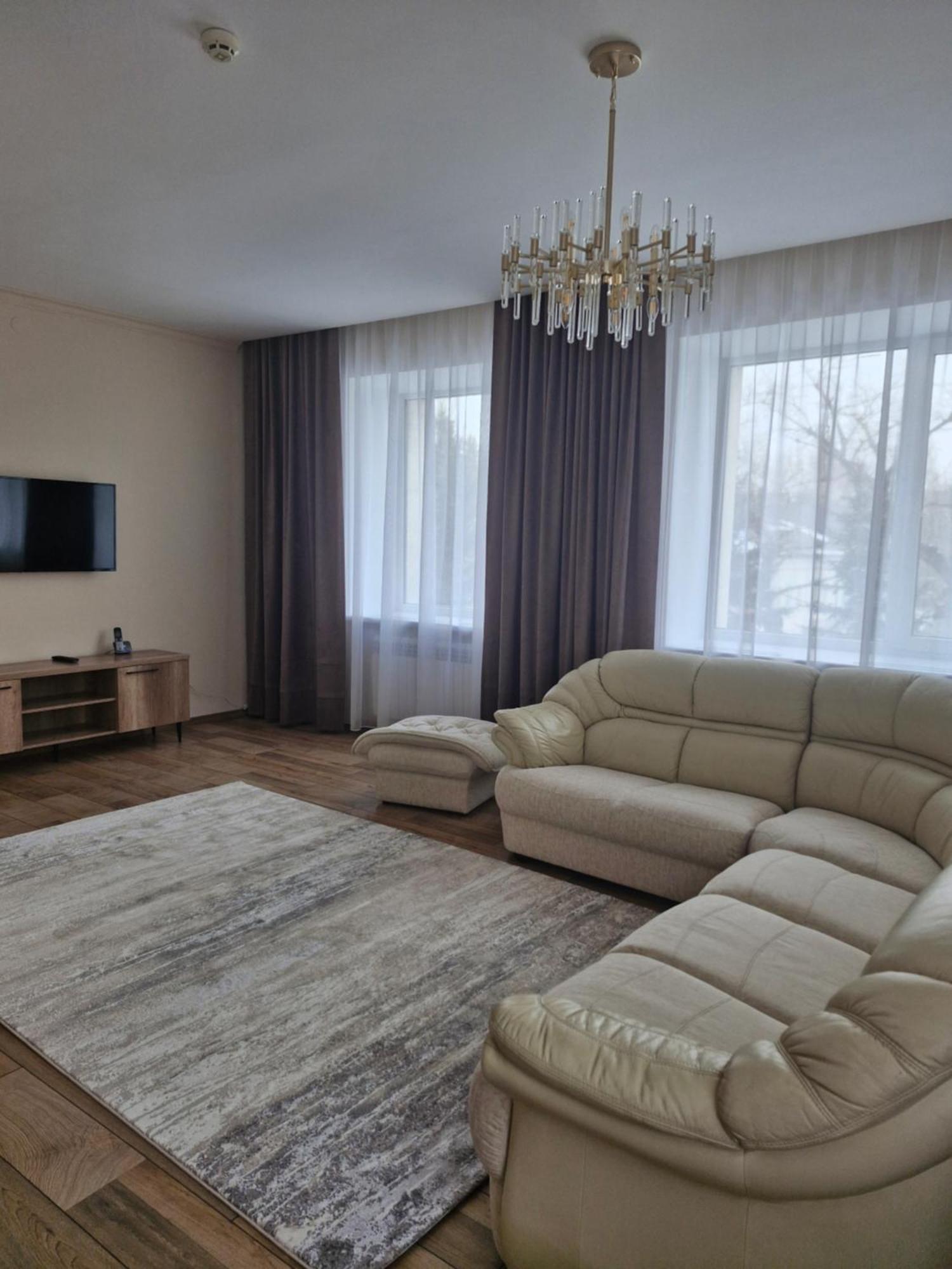 Nurtau Hotel Pavlodar Ngoại thất bức ảnh